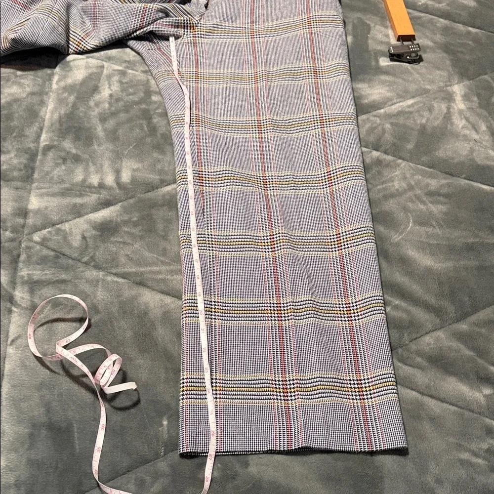 Veronica Beard Checkered Cropped Leg Pants